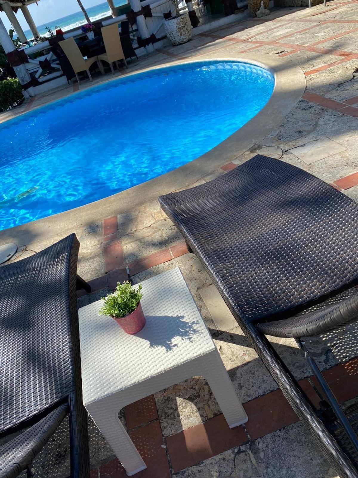 D' Franchesis Hostal Juan Dolio Exteriér fotografie