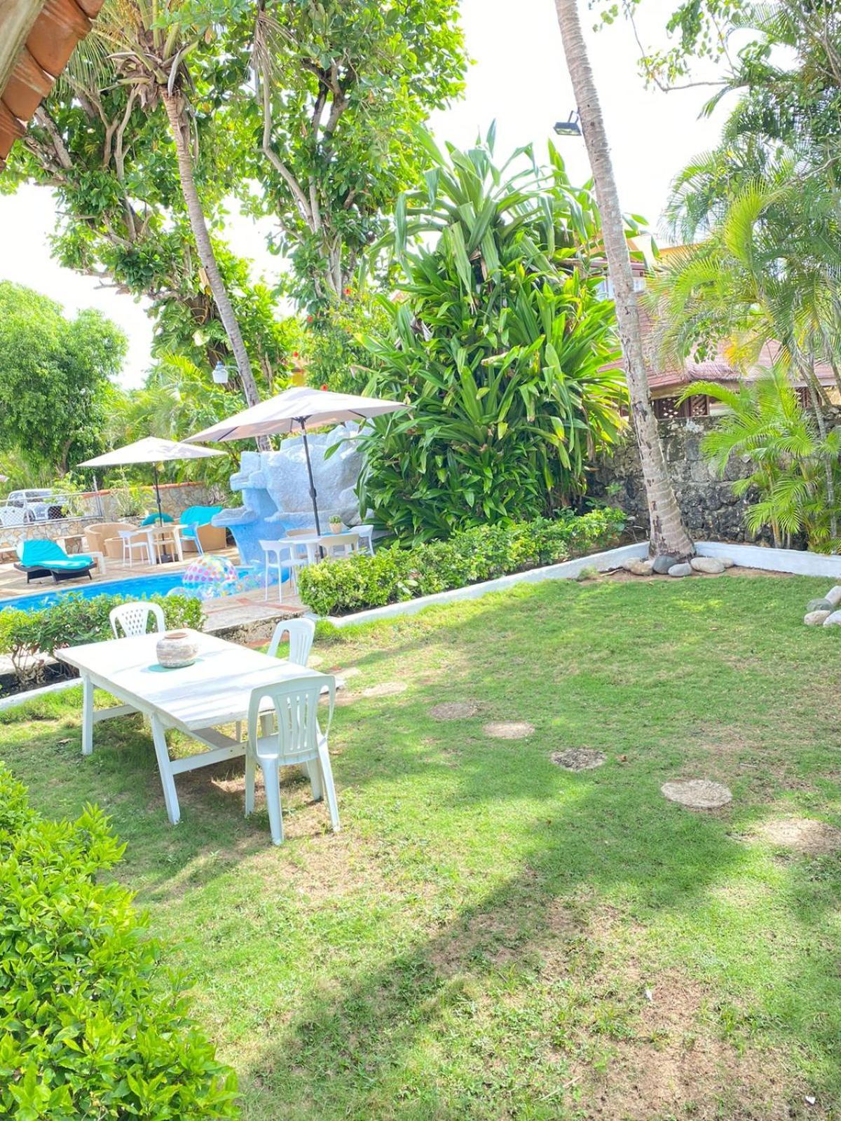 D' Franchesis Hostal Juan Dolio Exteriér fotografie